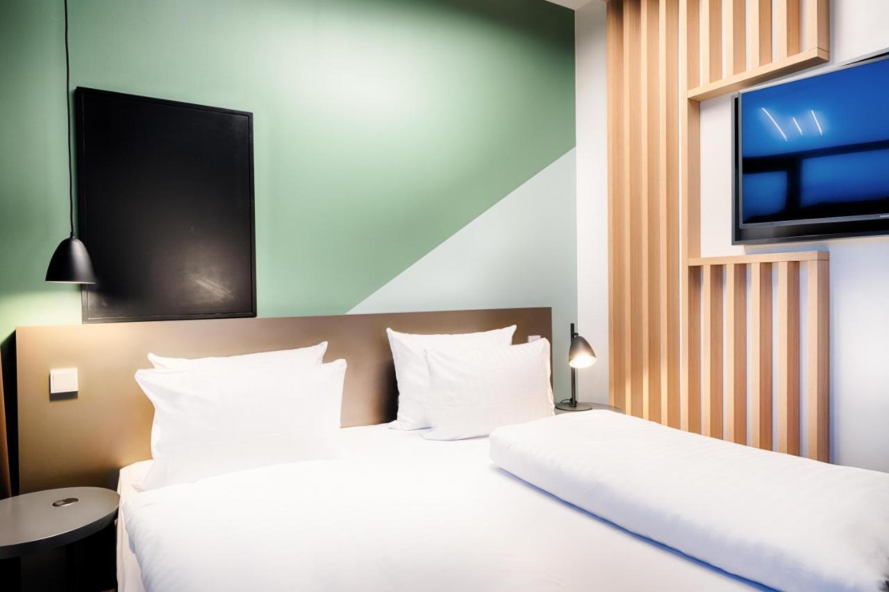 B&B Hotel Muenchen-Moosach 외부 사진