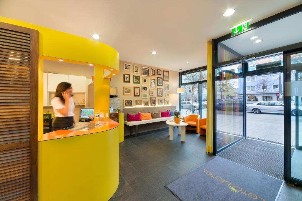 B&B Hotel Muenchen-Moosach 외부 사진